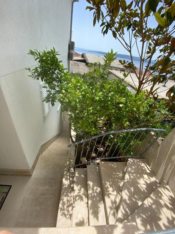 Apartments Lucija Baška Voda Esterno foto