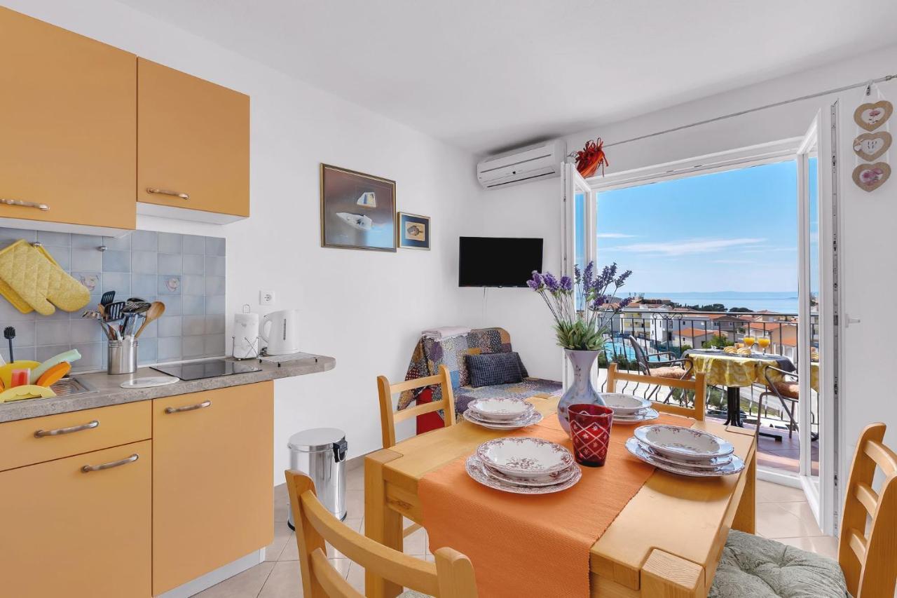 Apartments Lucija Baška Voda Esterno foto